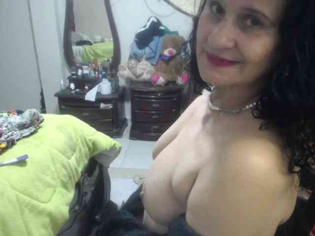 jazmin-mature jazmin-mature