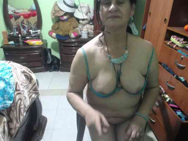 jazmin-mature webcam