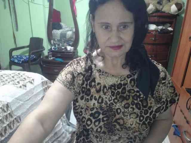 jazmin-mature webcam