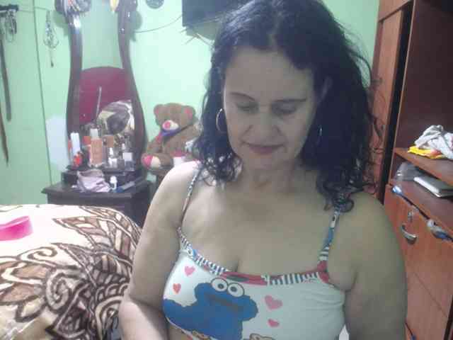 jazmin-mature webcam