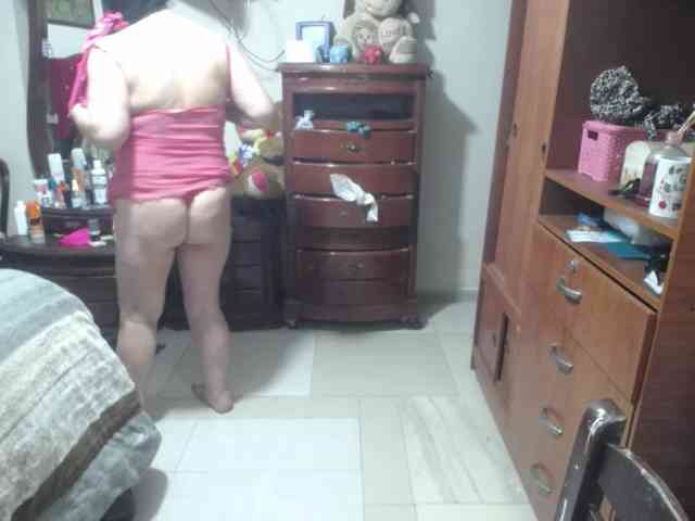 jazmin-mature webcam