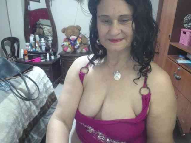 jazmin-mature webcam