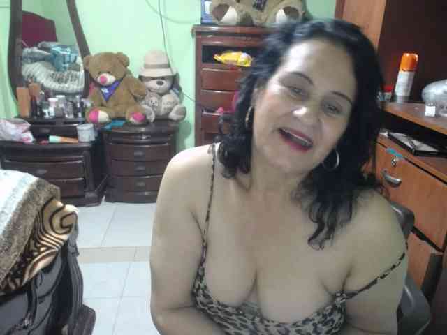 jazmin-mature webcam