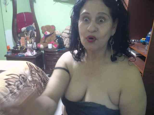 jazmin-mature webcam