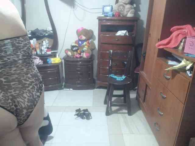 jazmin-mature webcam