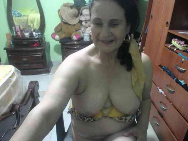 jazmin-mature webcam