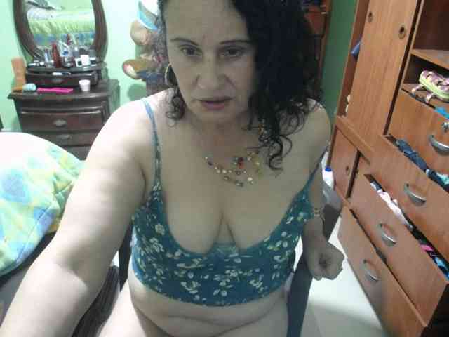 jazmin-mature webcam