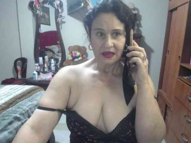 jazmin-mature webcam