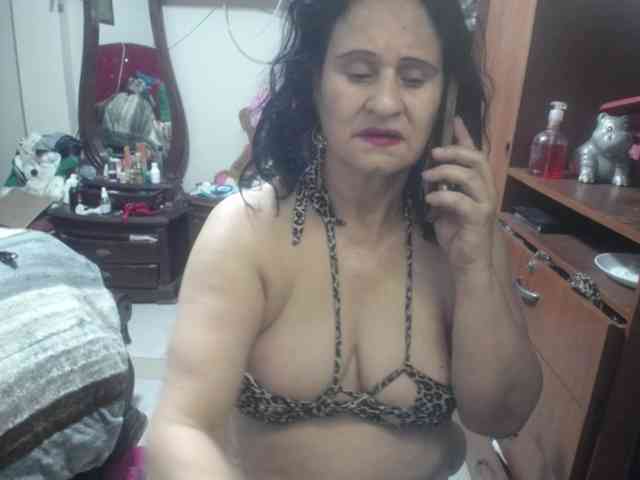 jazmin-mature webcam