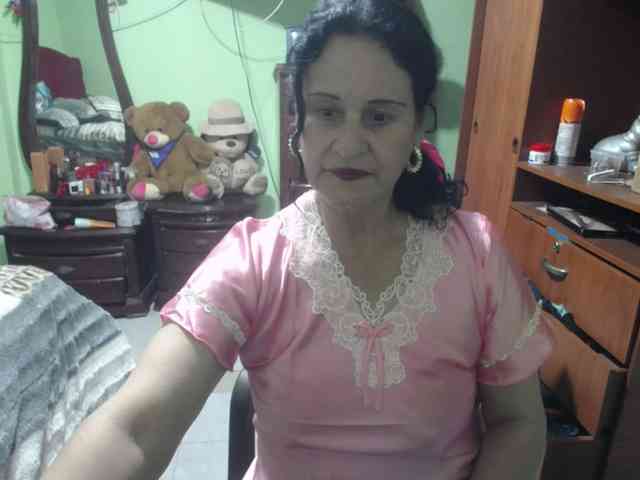 jazmin-mature webcam