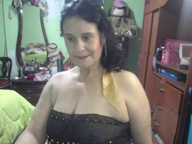 jazmin-mature webcam