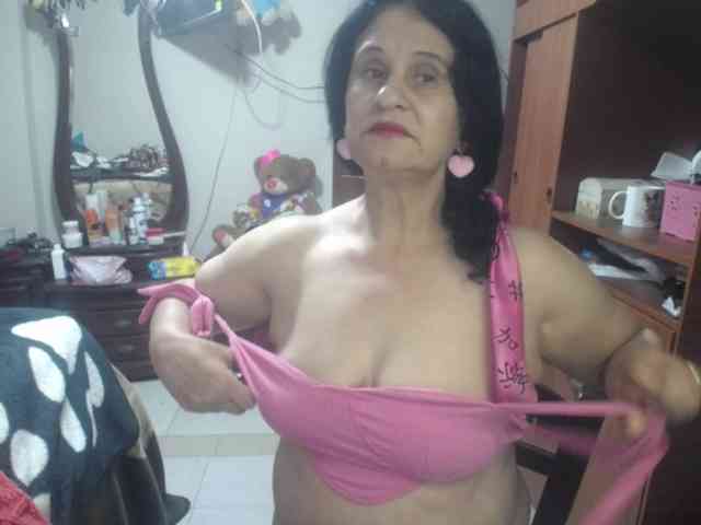 jazmin-mature webcam