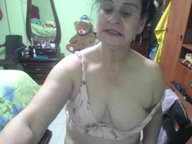 jazmin-mature webcam