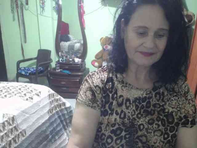 jazmin-mature webcam