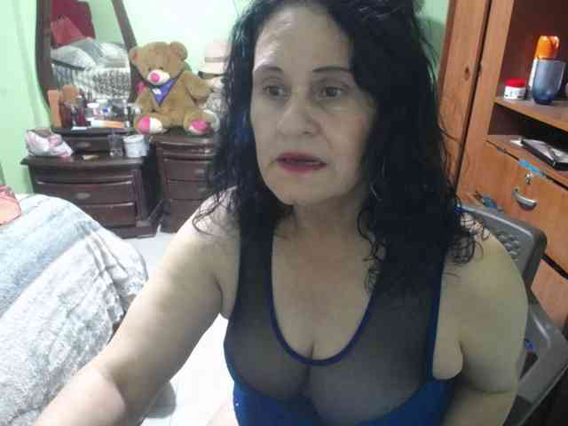 jazmin-mature webcam