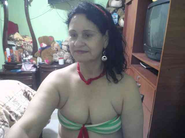 jazmin-mature webcam