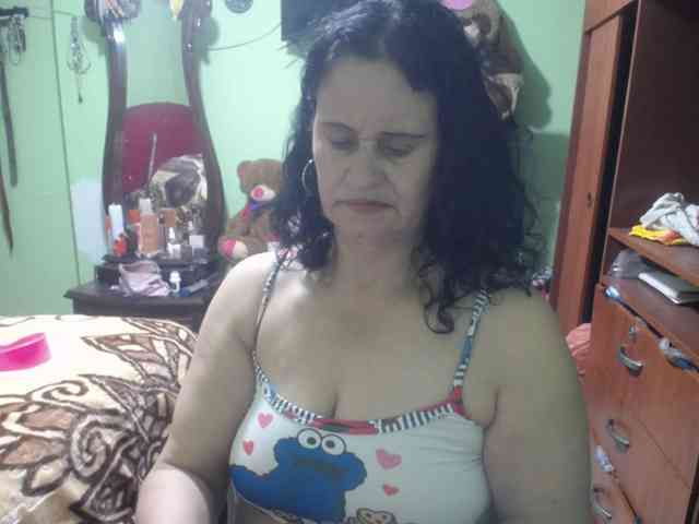 jazmin-mature webcam