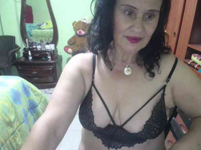 jazmin-mature webcam