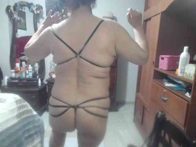 jazmin-mature webcam