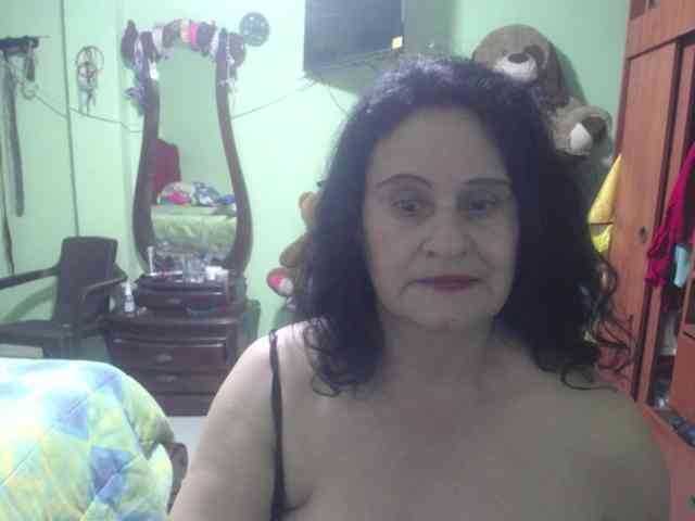 jazmin-mature webcam