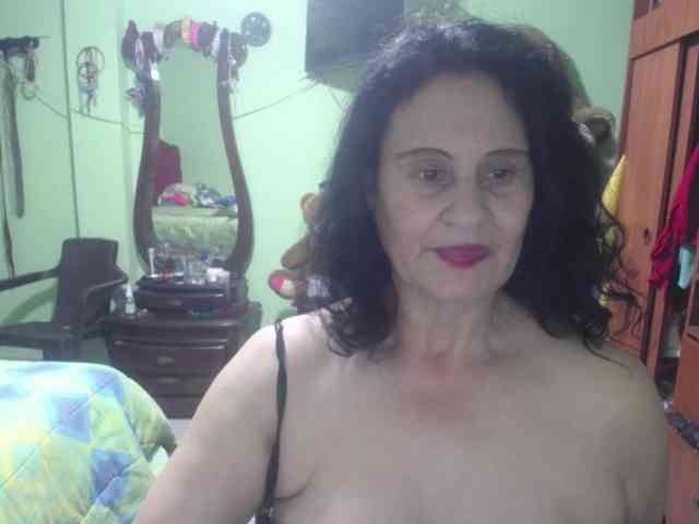 jazmin-mature webcam