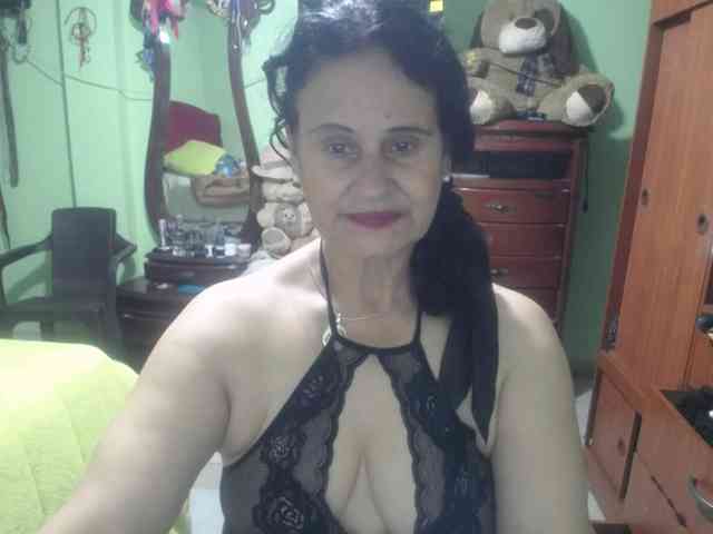 jazmin-mature webcam