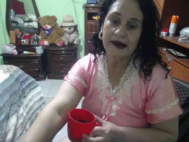 jazmin-mature webcam