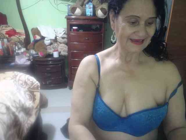 jazmin-mature webcam