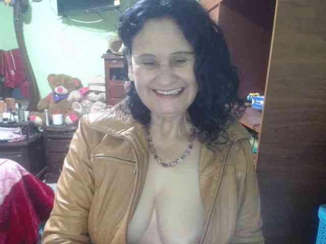 jazmin-mature webcam