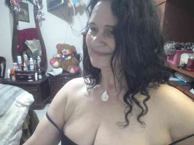 jazmin-mature webcam