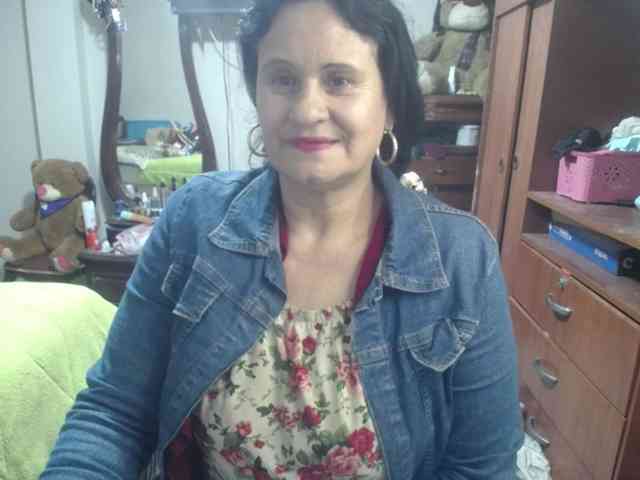 jazmin-mature webcam