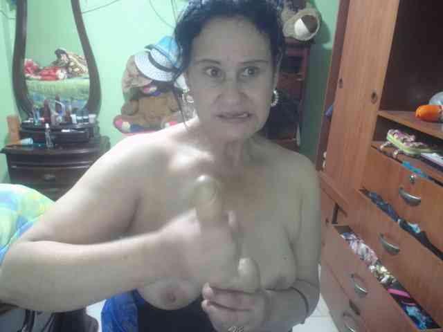 jazmin-mature webcam