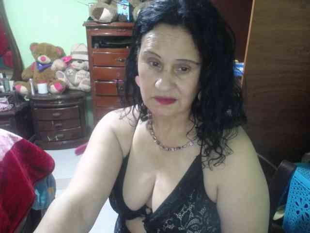 jazmin-mature webcam