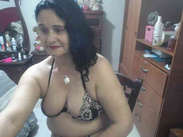jazmin-mature webcam