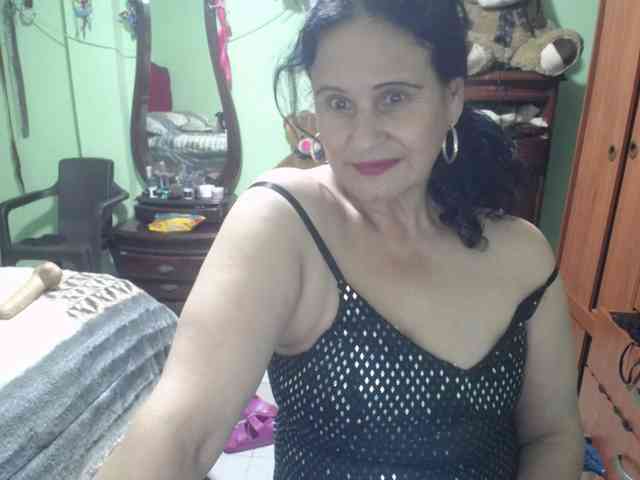 jazmin-mature webcam