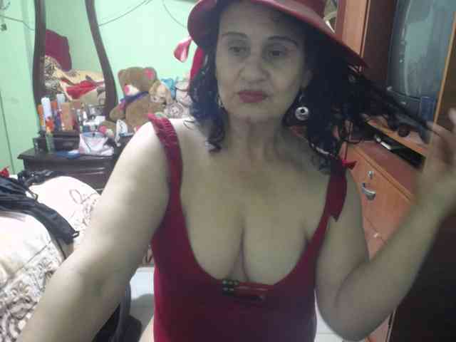 jazmin-mature webcam