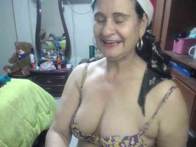 jazmin-mature webcam