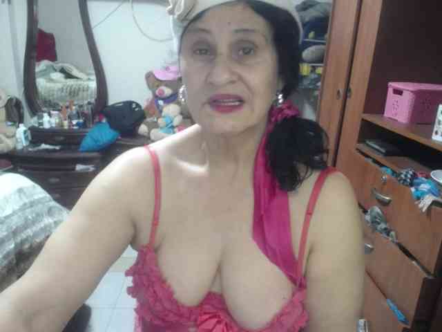 jazmin-mature jazmin-mature