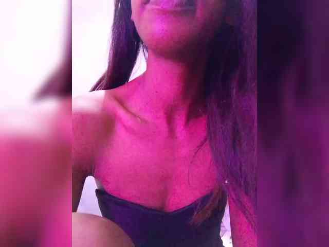 RayahHot webcam