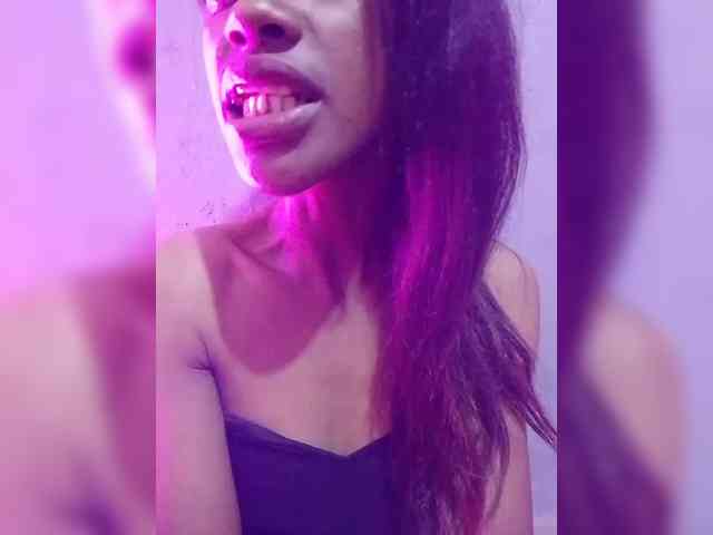 RayahHot webcam