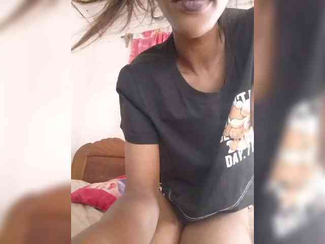 RayahHot webcam