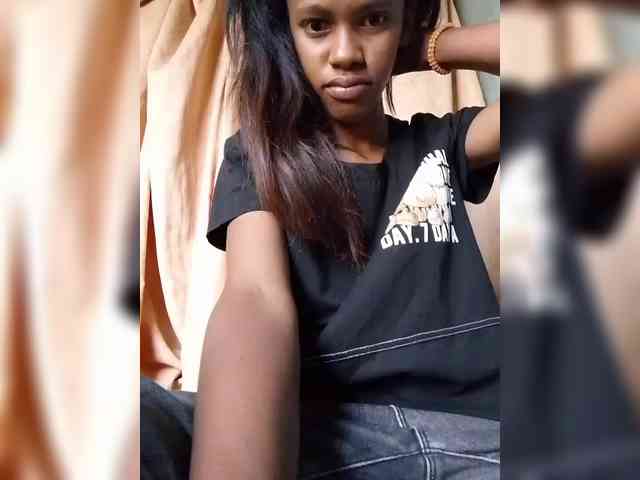 RayahHot webcam