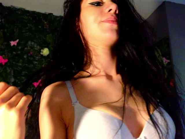 LittleBlacks webcam