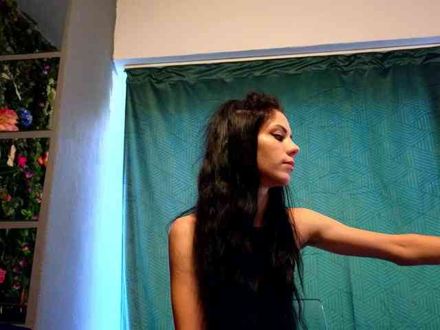 LittleBlacks webcam