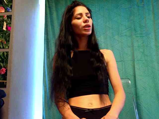LittleBlacks webcam