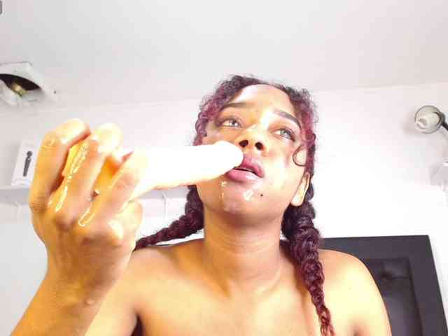 Candy-happy18 webcam