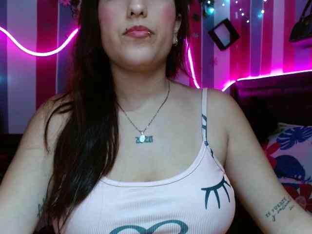 Karoline-lov3 webcam