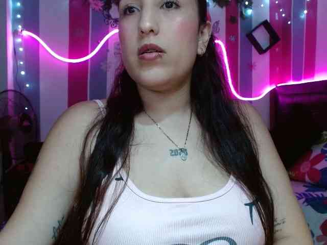 Karoline-lov3 webcam