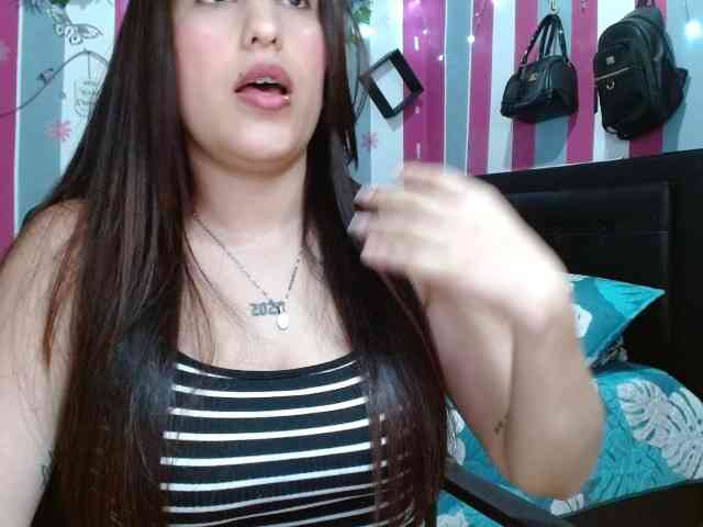 Karoline-lov3 webcam