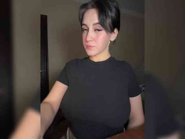 LinaMinn webcam